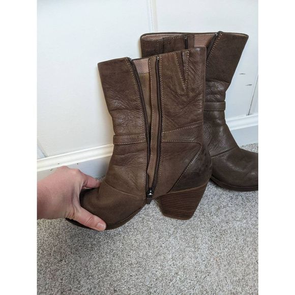 Dansko brown leather booties size 39 - Picture 2 of 8